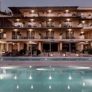 Luna Minoica Suites&apartments 3*, Montallegro Italia