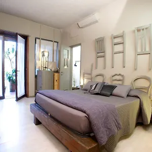 Bed+art 2*, Milan Italie