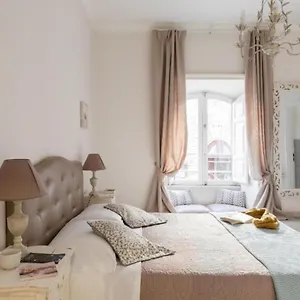 Urbana 2*, Rome Italie